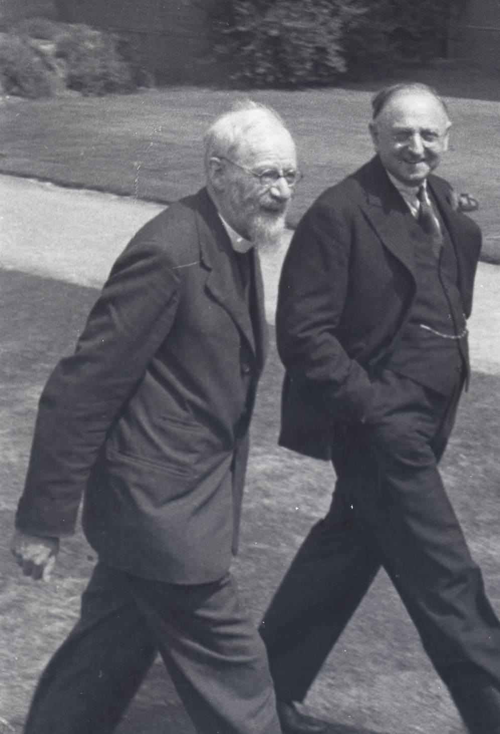Canon B H Streeter (left) with Frank Buchman (right)
