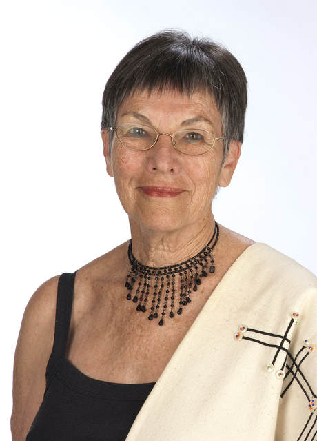 Ginn Fourie colour portrait photo 02
