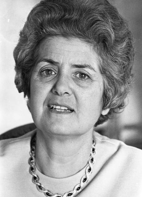 Hélène Guisan-Démétriades, B&W portrait photo