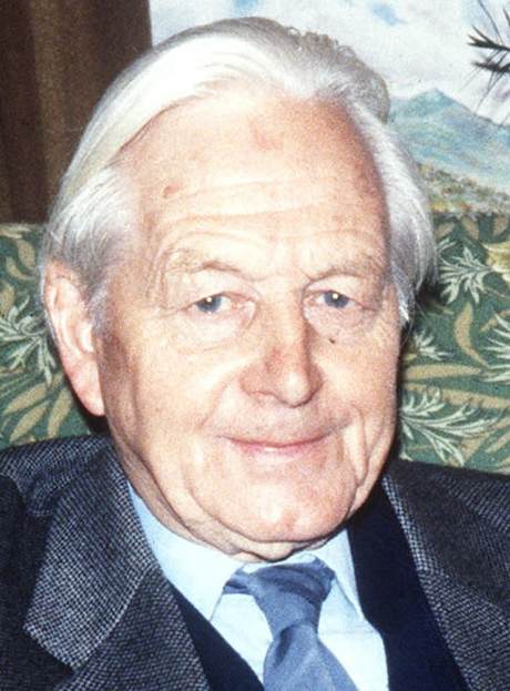 Robin Mowat colour portrait photo