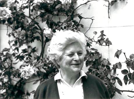 Christiane Mallet in IOFC home in Paris