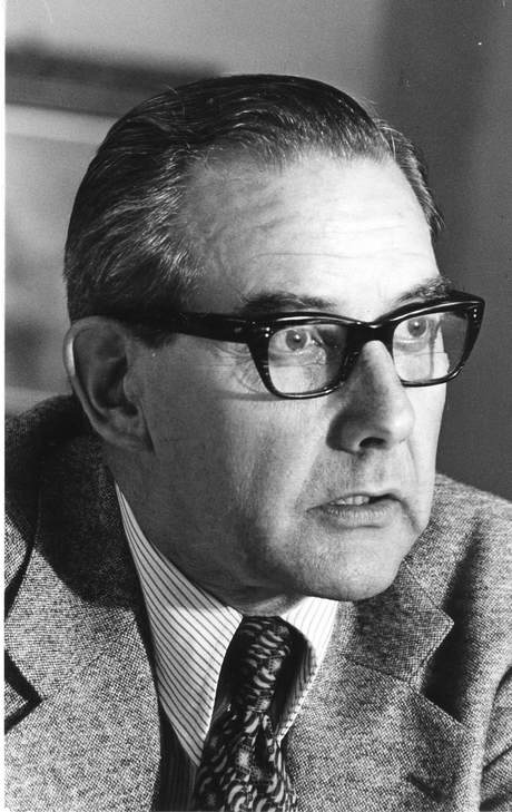 Dr Dick van Tetterode